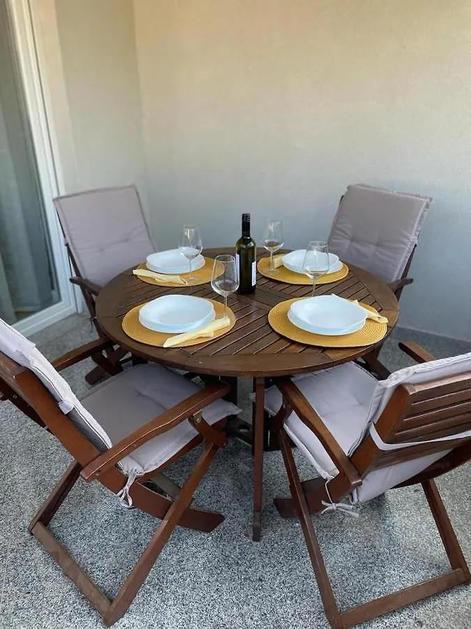 Malena Apartment Pula 0*,